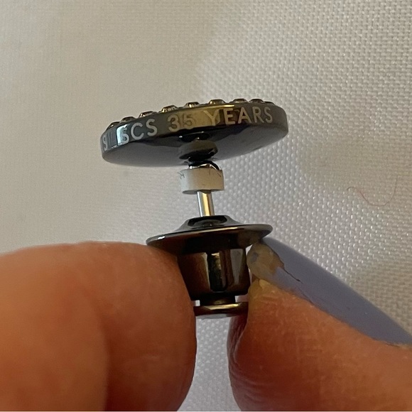 Swarovski tac pin - Picture 3 of 7